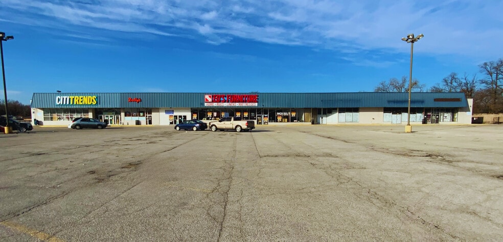 More Photos Of 1000 E Sibley Blvd, Dolton Unknown For Lease