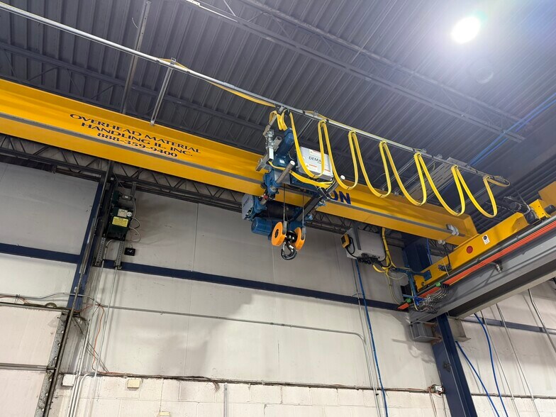 More Photos Of 731 Morse Ave, Schaumburg Manufacturing For Sale