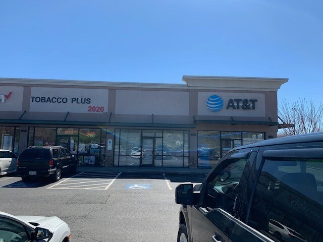 More Photos Of 198 Commonwealth Dr, Wytheville Storefront Retail Office For Lease