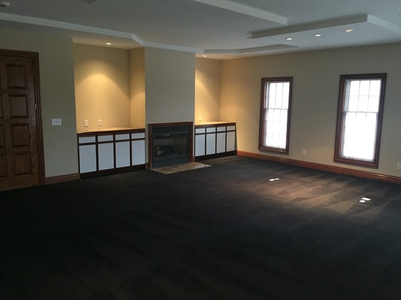 More Photos Of 805 Hillsdowne Rd, Westerville Medical For Sale