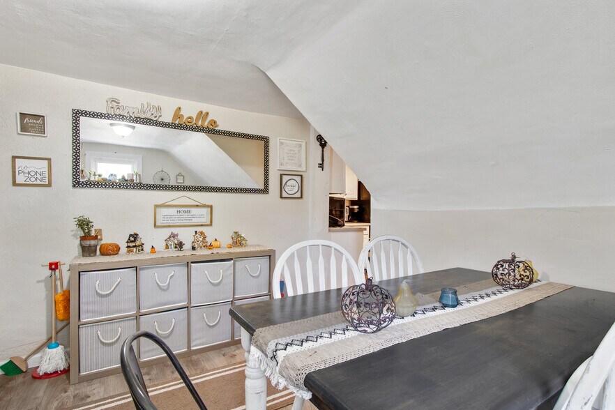 More Photos Of 6980 Nash Rd, North Tonawanda Apartments For Sale