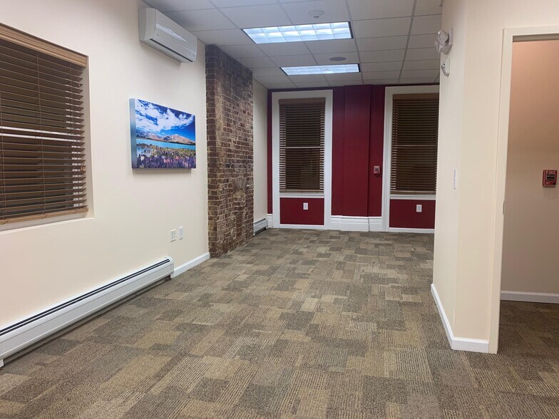 More Photos Of 715 Washington St, Hoboken Loft Creative Space For Lease
