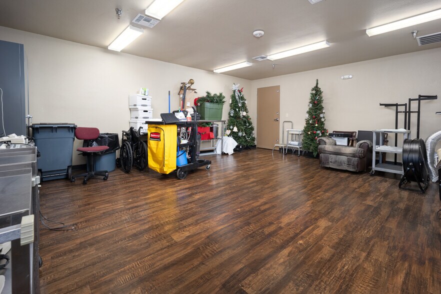 More Photos Of 4200 Carriage Way, Weatherford Medical For Lease