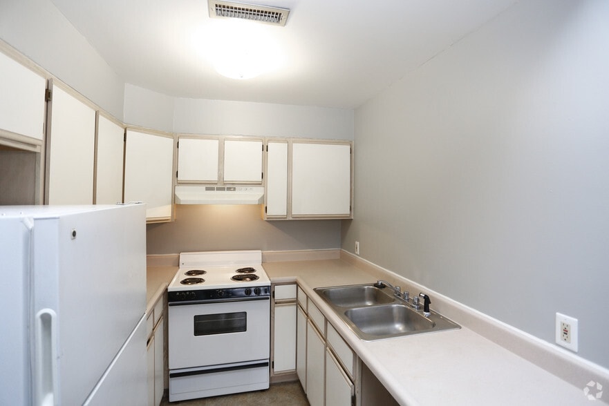 More Photos Of 550 Fletcher Ave, Indianapolis Apartments For Sale