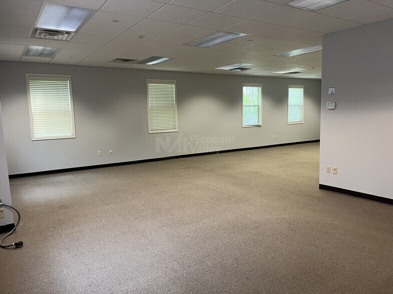More Photos Of 13680 Cleveland Ave NW, Uniontown Office For Lease