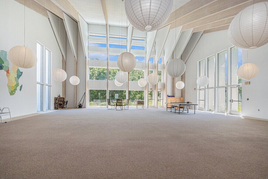 More Photos Of 56968 Dailey Rd, Dowagiac Shelter For Sale