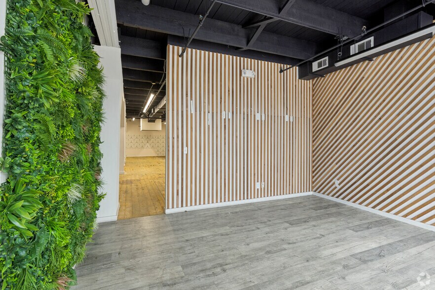More Photos Of 2315 Commerce St, Houston Unknown For Lease