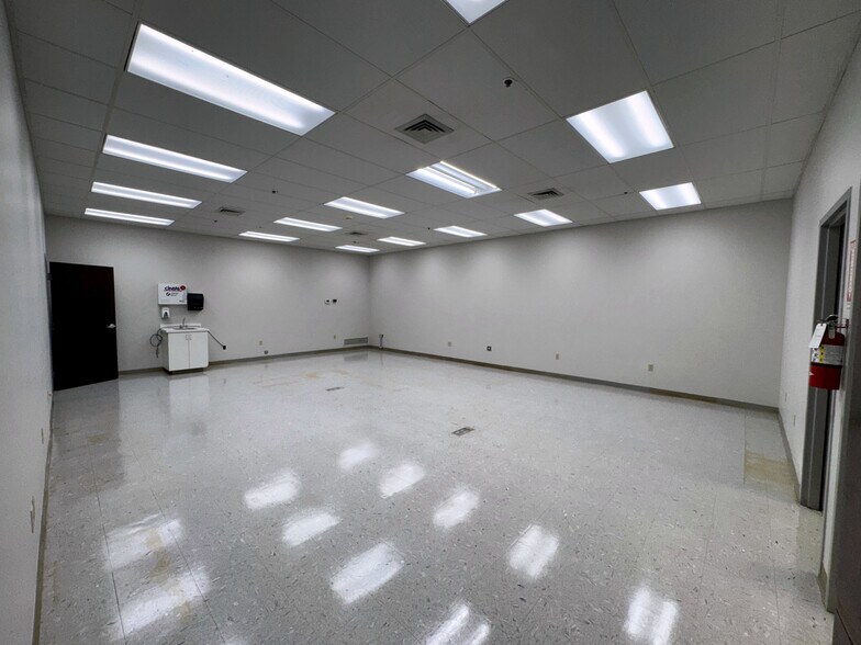 More Photos Of 1530 N 1000 W, Logan Warehouse For Lease