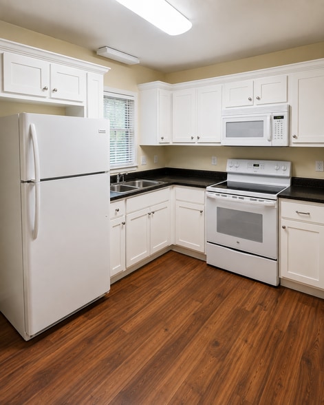 More Photos Of 301 Mary Ln, Warner Robins Apartments For Sale