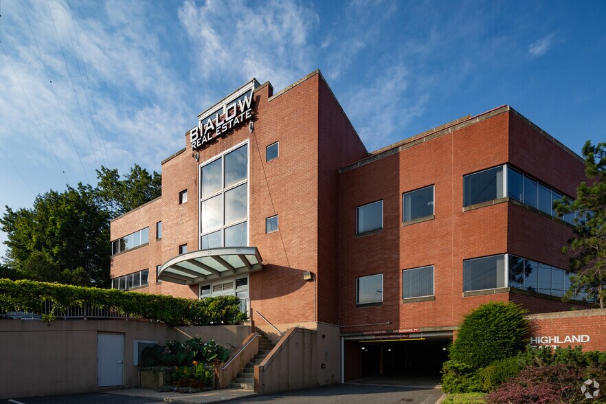Primary Photo Of 200 Highland Ave, Needham Office For Lease