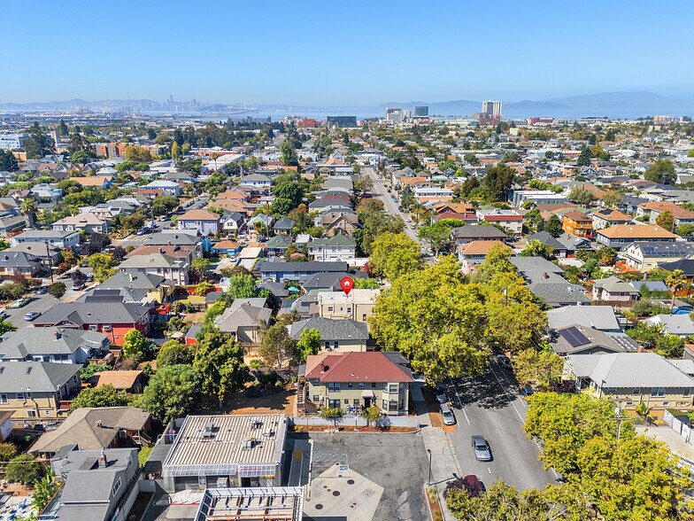 More Photos Of 823-825 55th St, Oakland Apartments For Sale