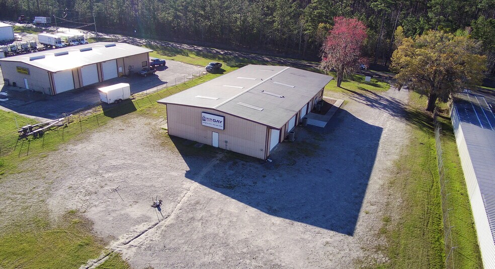 More Photos Of 388 Longwood Dr, Richmond Hill Warehouse For Sale