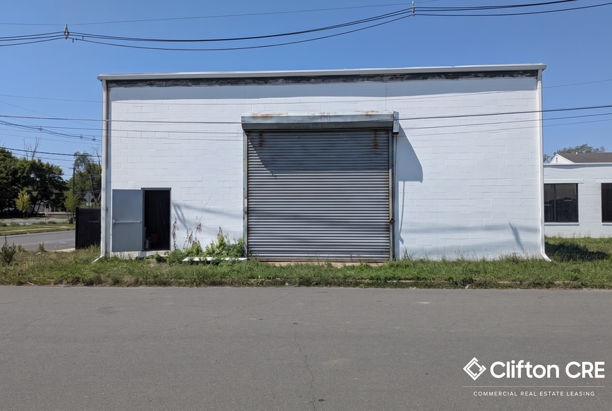 More Photos Of 2175 Spruce St, Ewing Unknown For Lease