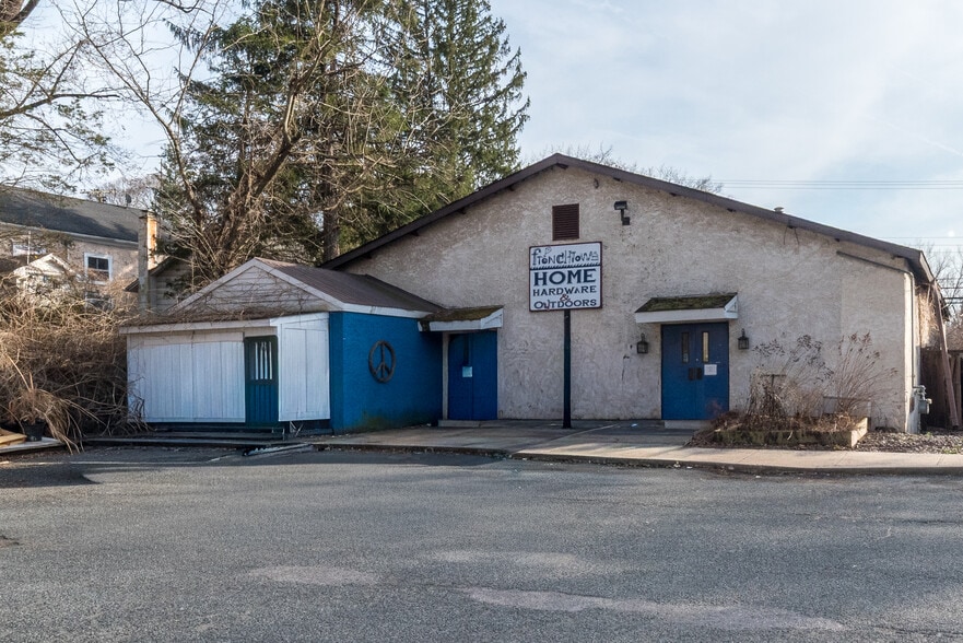 More Photos Of 9 Kingwood Ave, Frenchtown General Retail For Lease
