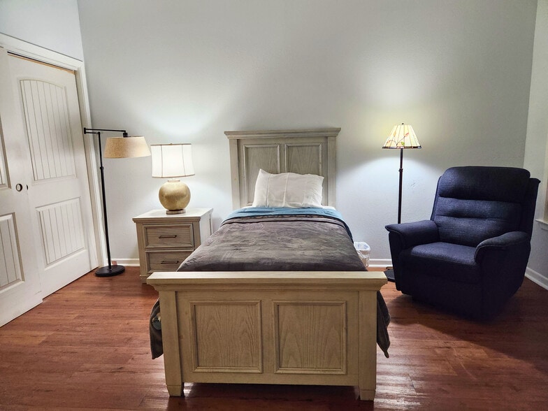 More Photos Of 1601 Broadway St, Galveston Assisted Living For Sale