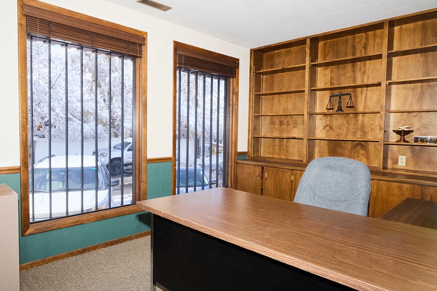 More Photos Of 150 E 200 N, Logan Medical For Sale