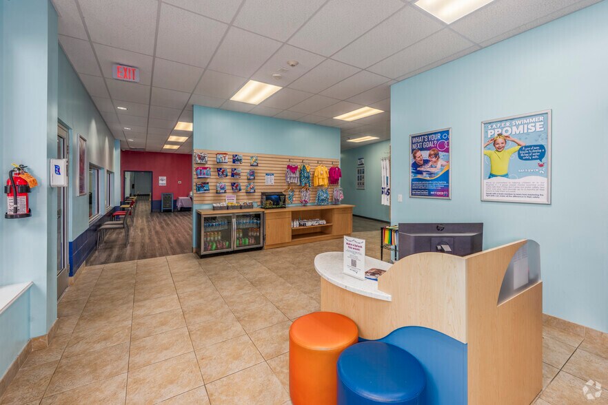 More Photos Of 6401 Jericho Tpke, Commack Restaurant For Sale