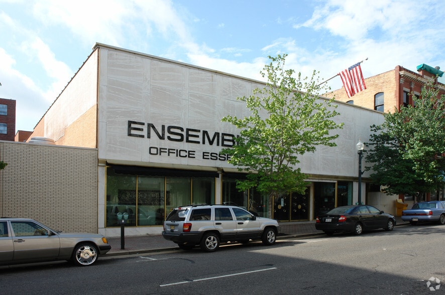 More Photos Of 619 Milam St, Shreveport Storefront For Sale