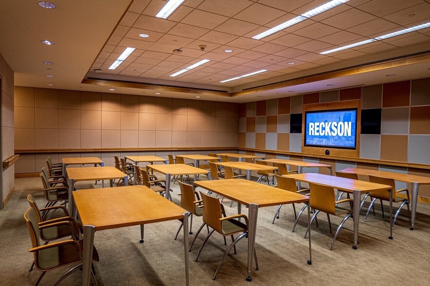 More Photos Of 360 Hamilton Ave, White Plains Office For Lease