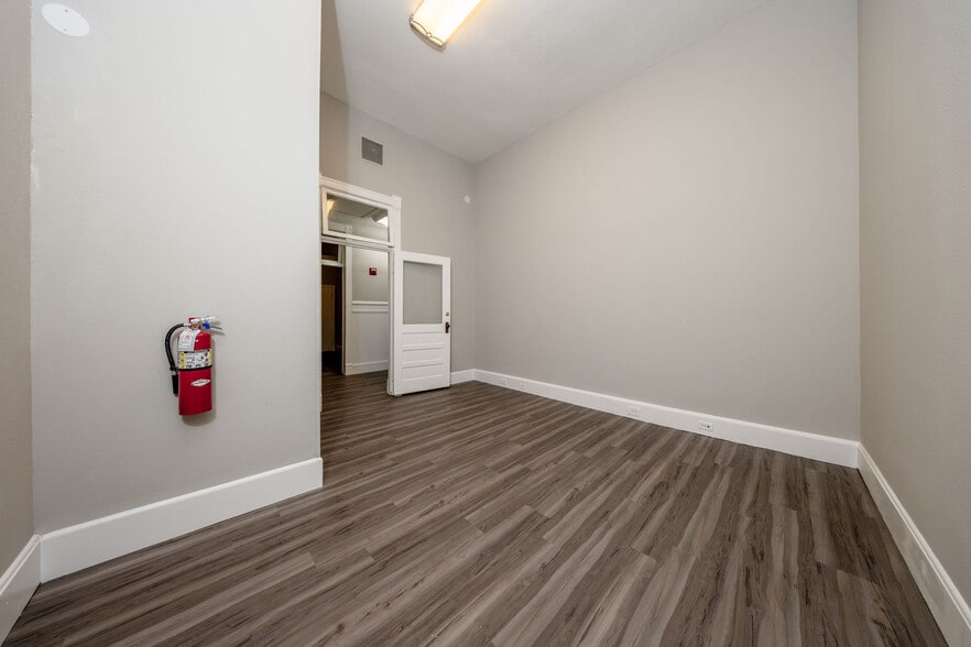 More Photos Of 121 E 1st St, Sanford Office Residential For Sale