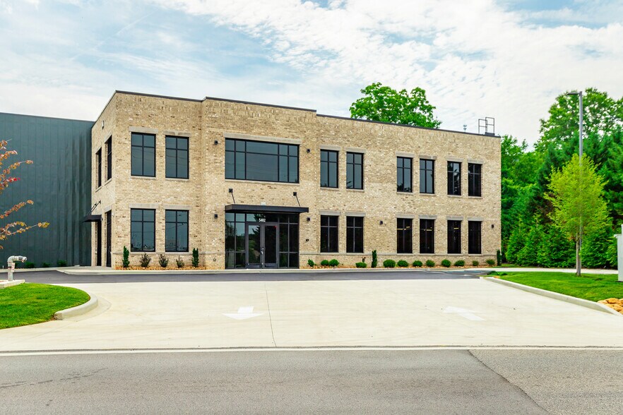 More Photos Of 5402 Ooltewah Ringgold Rd, College Dale Flex For Lease
