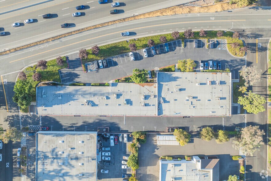 More Photos Of 1190-1206 Mountain View Alviso Rd, Sunnyvale Light Distribution For Lease