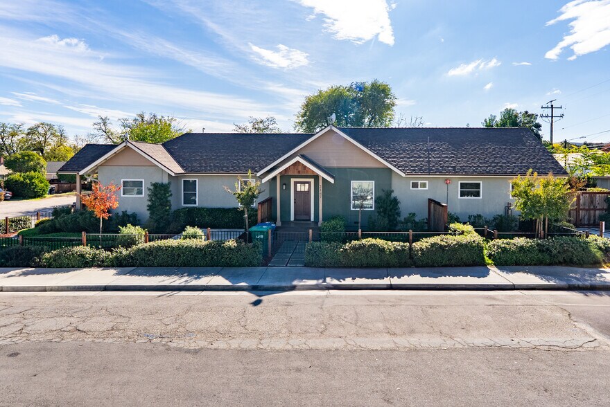 More Photos Of 2145 Park St, Paso Robles Apartments For Sale