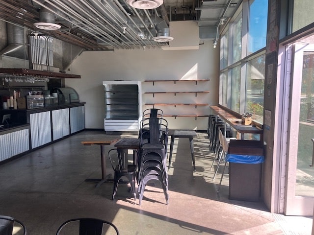 More Photos Of 175 S Ventura Ave, Ventura Apartments For Lease