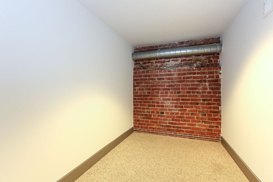 More Photos Of 1233-1235 Howard St, San Francisco Office For Sale