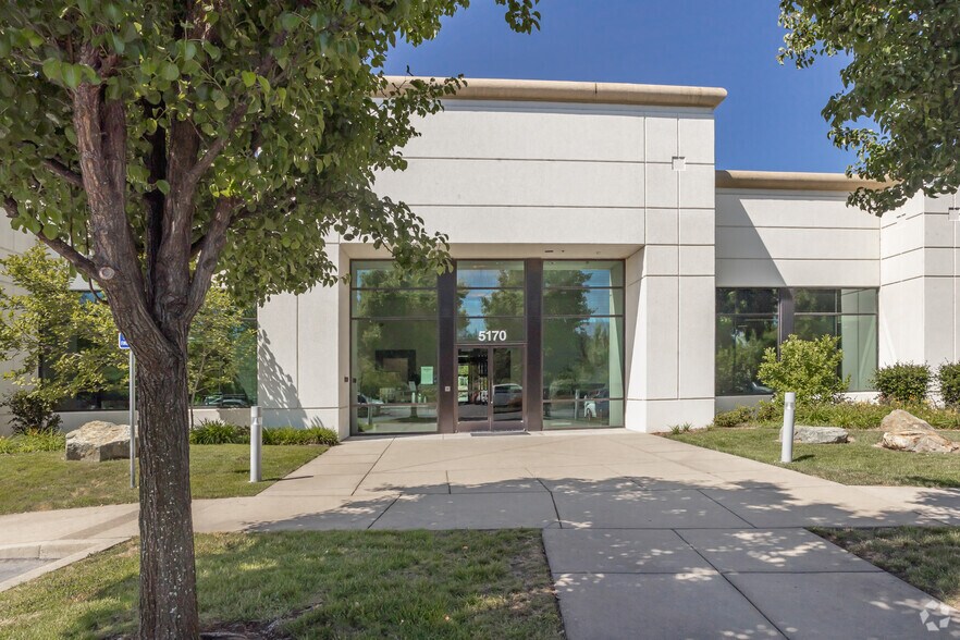 More Photos Of 5170 Golden Foothill Pky, El Dorado Hills Office For Sale