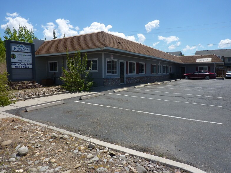 More Photos Of 1307 Langley Dr, Gardnerville General Retail For Lease
