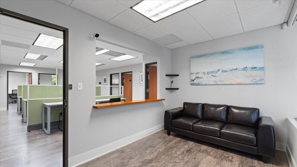 More Photos Of 10669-10689 N Kendall Dr, Miami Unknown For Lease