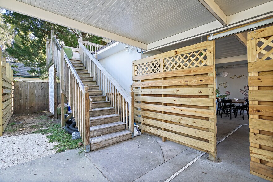 More Photos Of 56 Grove Ave, Saint Augustine Restaurant For Sale