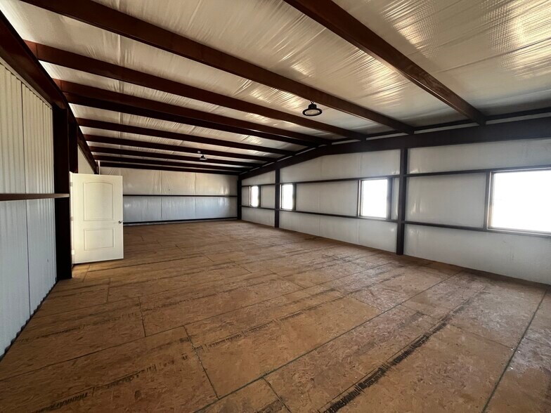 More Photos Of 4612 County Road 128, Midland Industrial For Lease