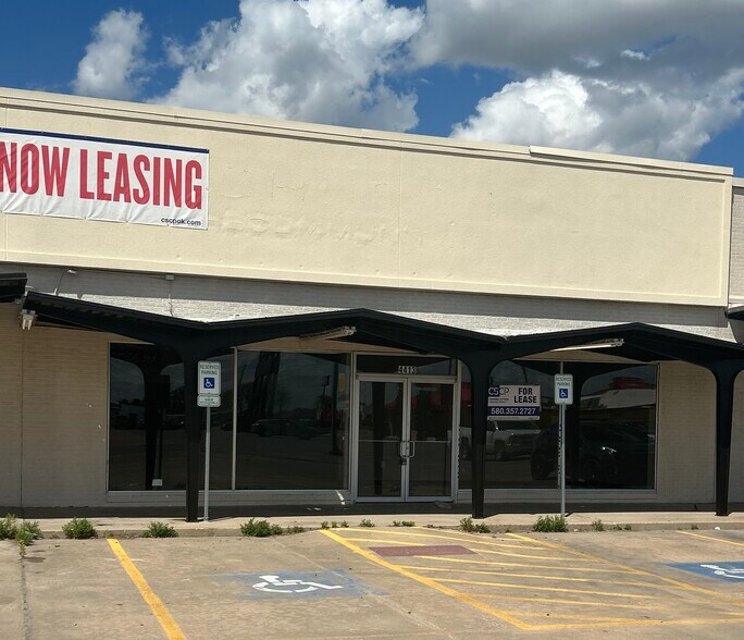 More Photos Of 4413-4415 NW Cache Rd, Lawton Unknown For Lease