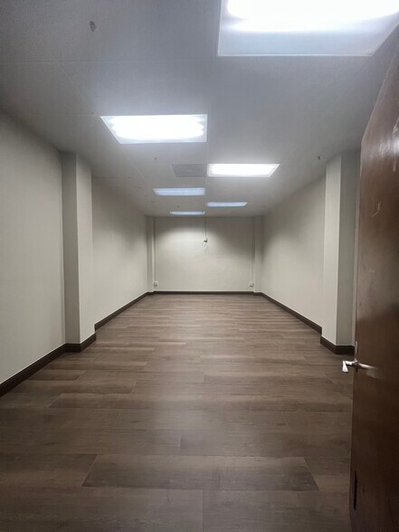 More Photos Of 1543 Pacific Ave, Santa Cruz Storefront Retail Office For Lease