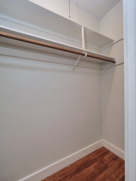 More Photos Of 1901-1903 H St, Sacramento Apartments For Sale