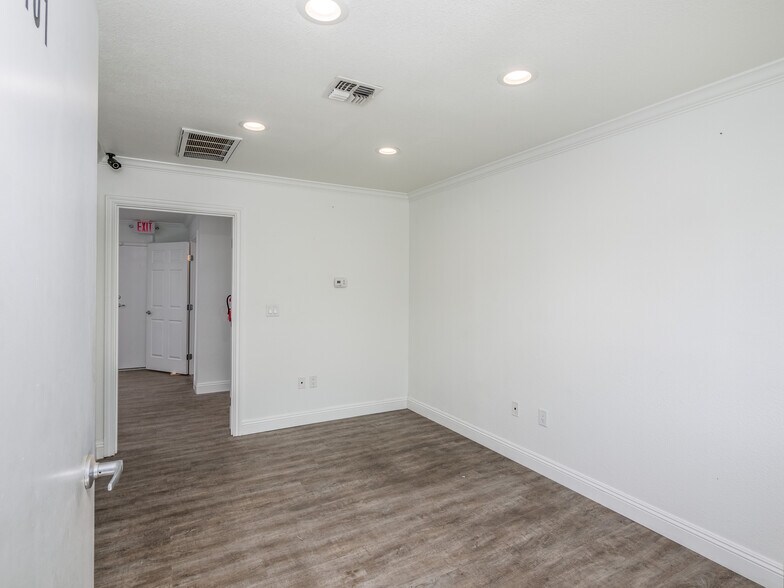 More Photos Of 1228 P St, Fresno Loft Creative Space For Lease