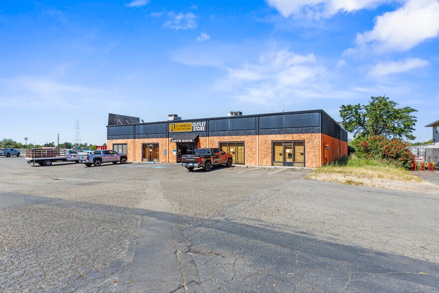 More Photos Of 29 Massie Ct, Sacramento Health Club For Sale