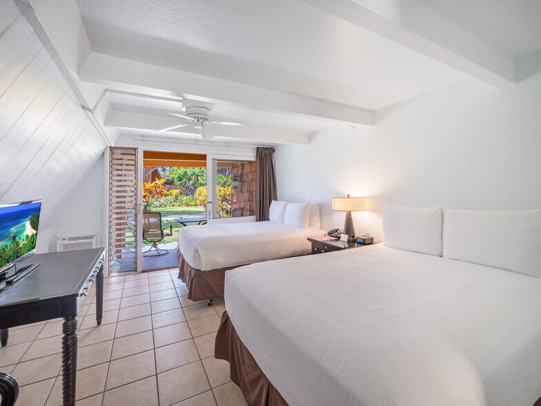 More Photos Of 1300 Kamehameha V Hwy, Kaunakakai Hotel For Sale