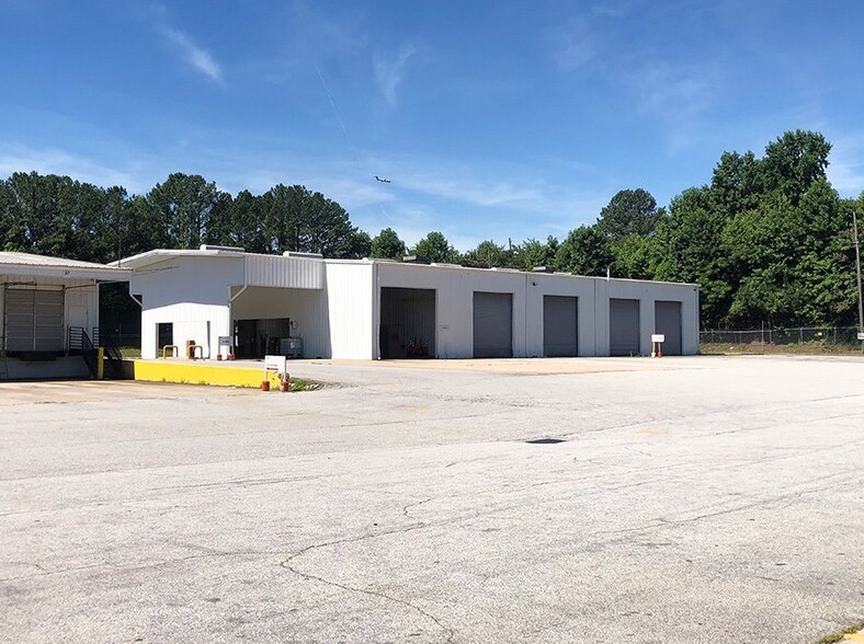 More Photos Of 3275 Moreland Ave, Conley Truck Terminal For Lease
