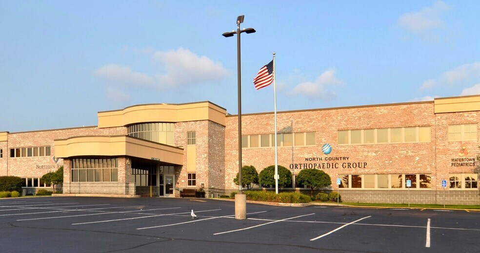 Primary Photo Of 1571 Washington St, Watertown Medical For Lease