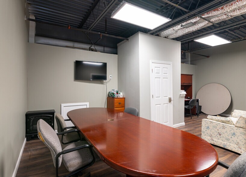 More Photos Of 17 Route 125, Kingston Office For Sale