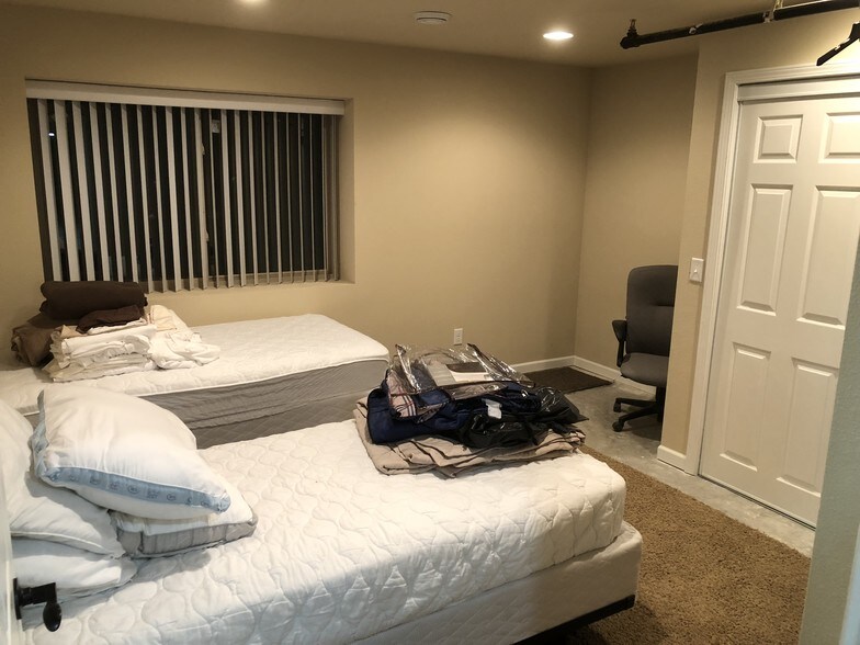 More Photos Of 299 Prairie Dr, Stanley Office For Sale