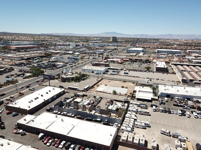 More Photos Of 600 W Sunset Rd, Henderson Industrial For Sale