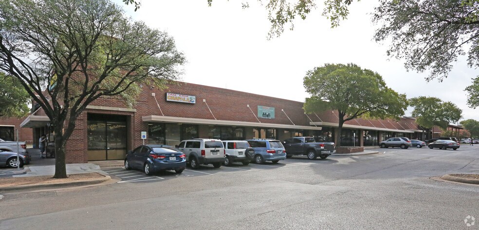 More Photos Of 4201 Congress Ave S, Austin Unknown For Lease