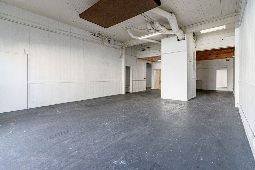 More Photos Of 2815 23rd St, San Francisco Flex For Lease