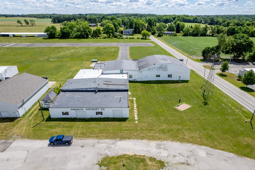More Photos Of 4330 Macon Hwy, Tecumseh Airport For Sale