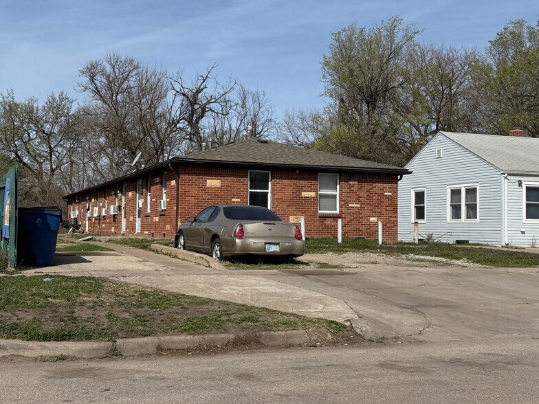 Primary Photo Of , Wichita Multifamily For Sale