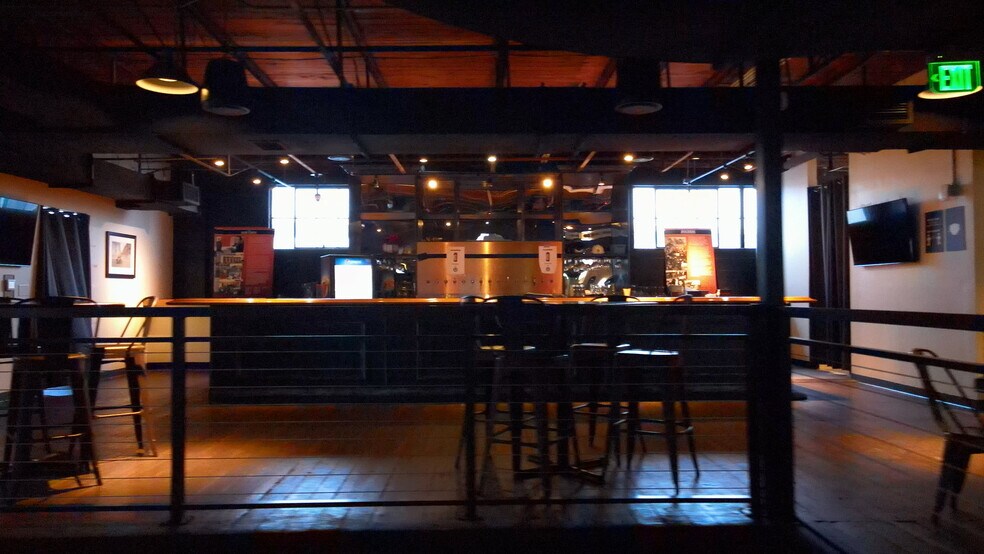 More Photos Of 100 W Livingston St, Orlando Restaurant For Lease